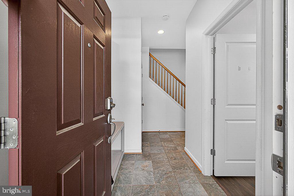 WEST BROAD VILLAGE - Residential