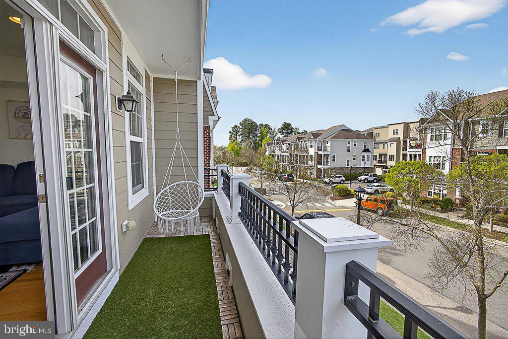 WEST BROAD VILLAGE - Residential