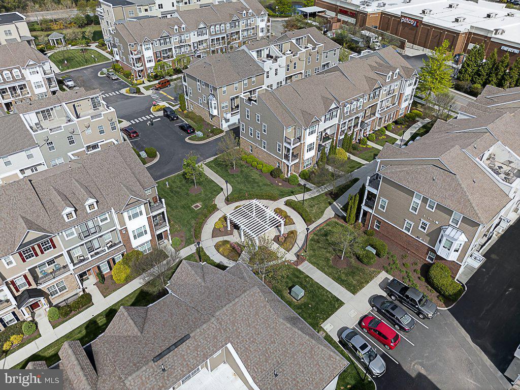 WEST BROAD VILLAGE - Residential