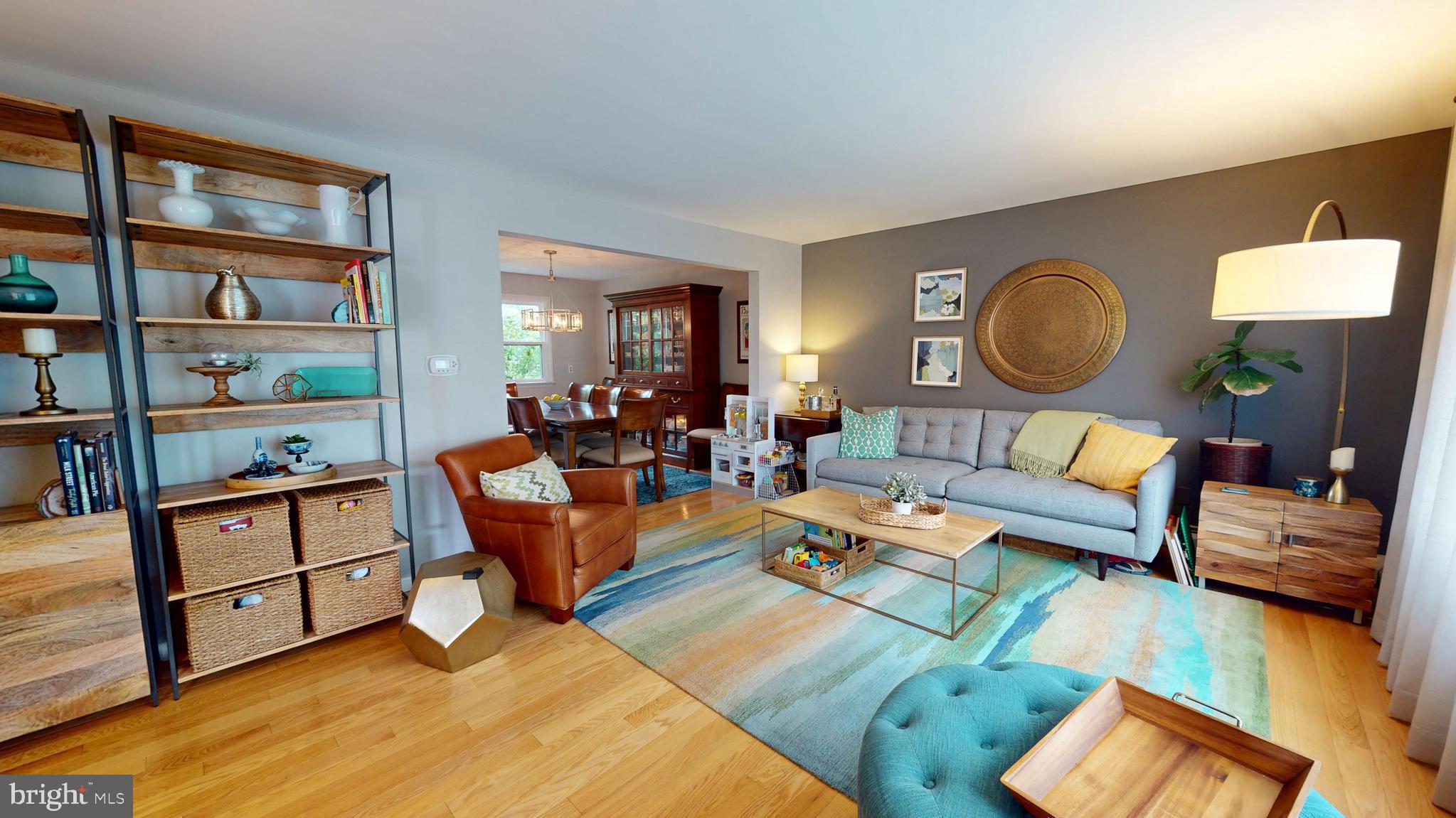 1047 BROOKFIELD CIRCLE