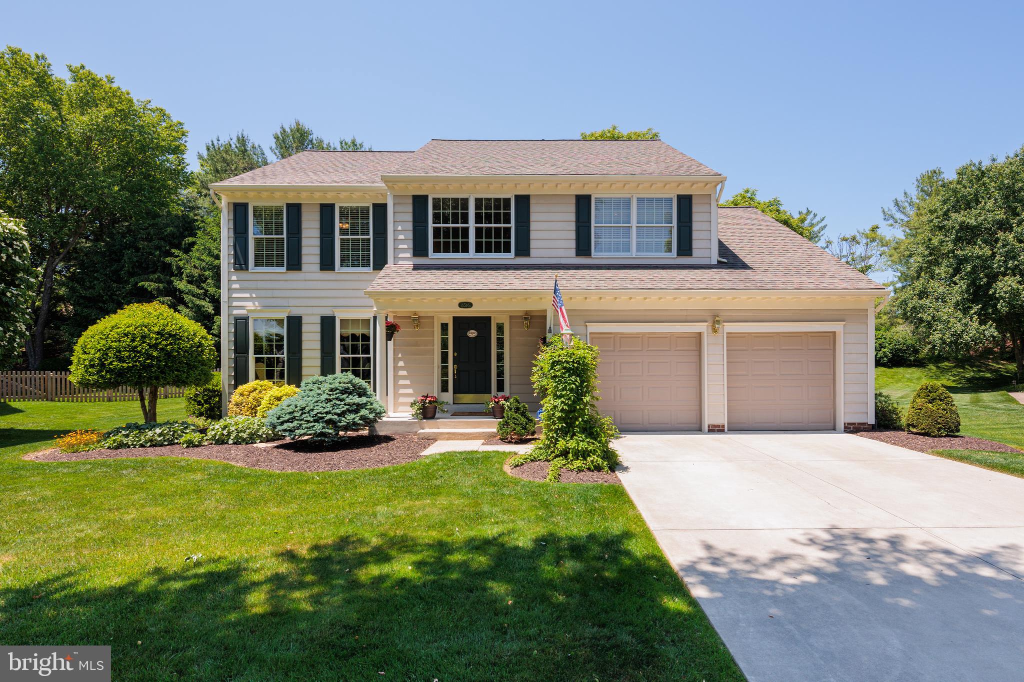 VILLAGE OF RIVER HILL - Residential