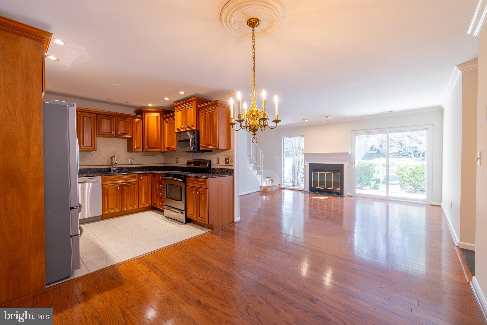 CHESAPEAKE STONE MANOR - Residential
