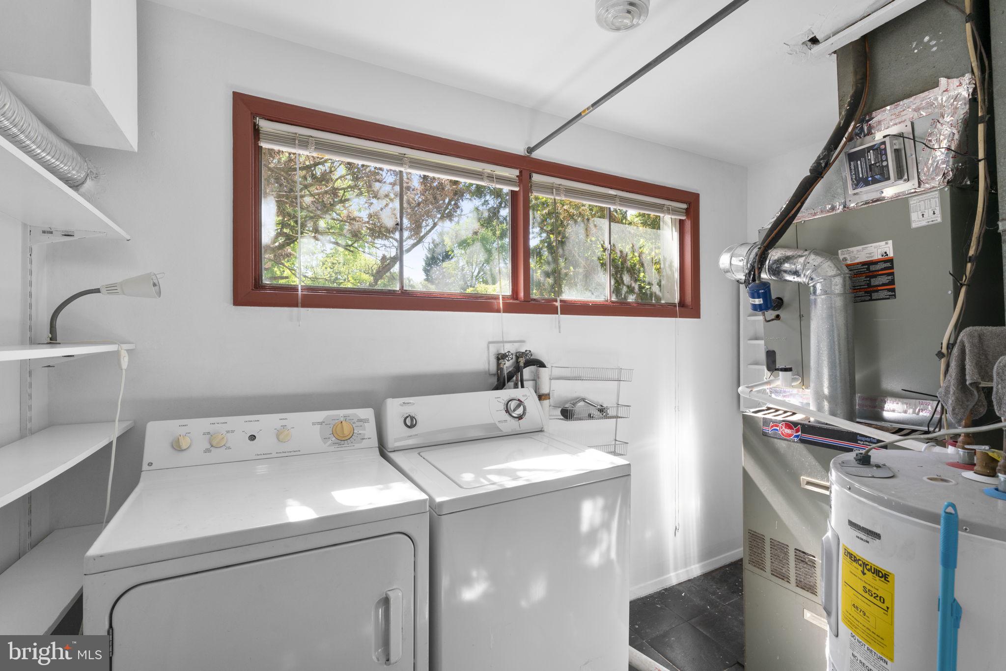 KNOLLWOOD - Residential