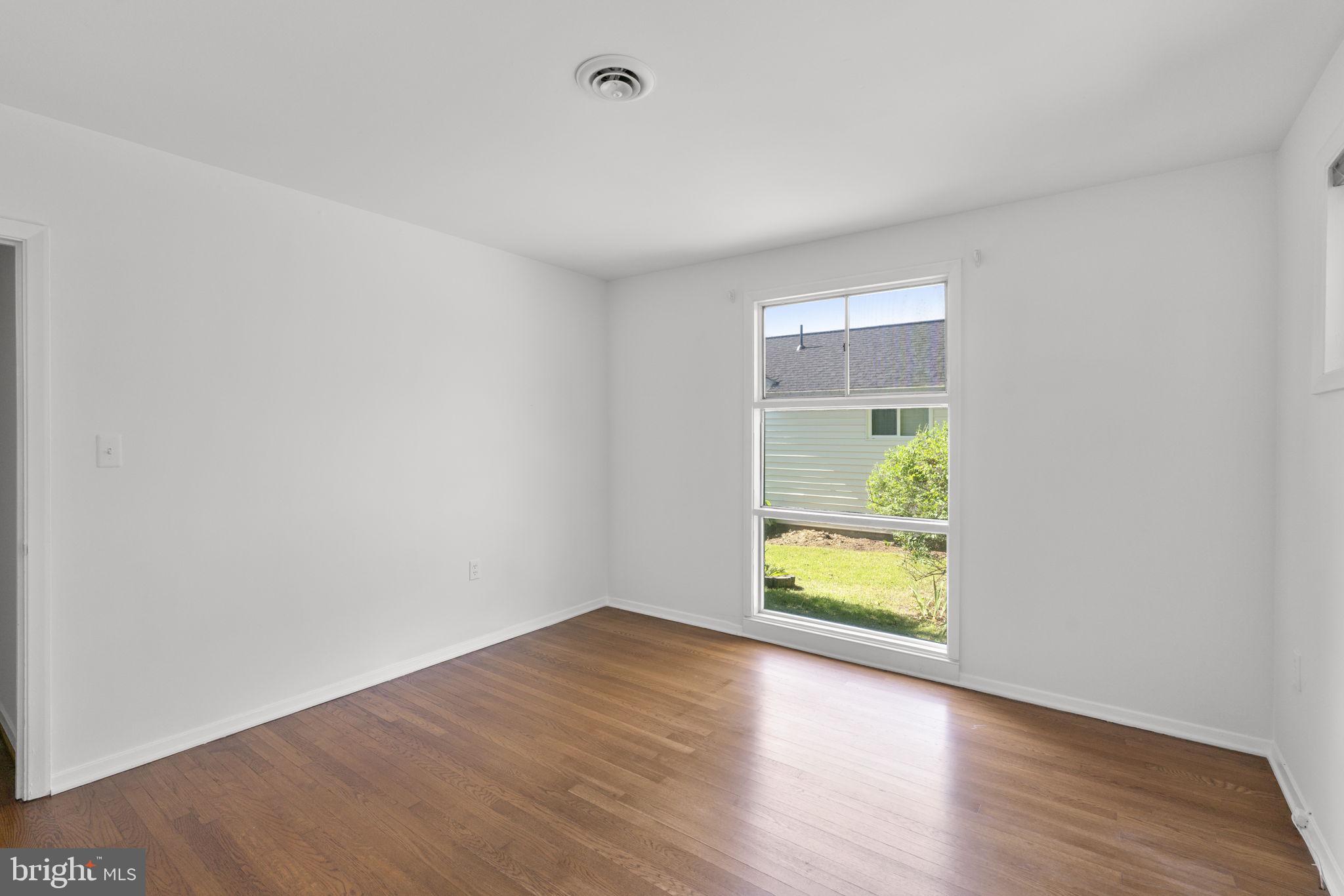 KNOLLWOOD - Residential