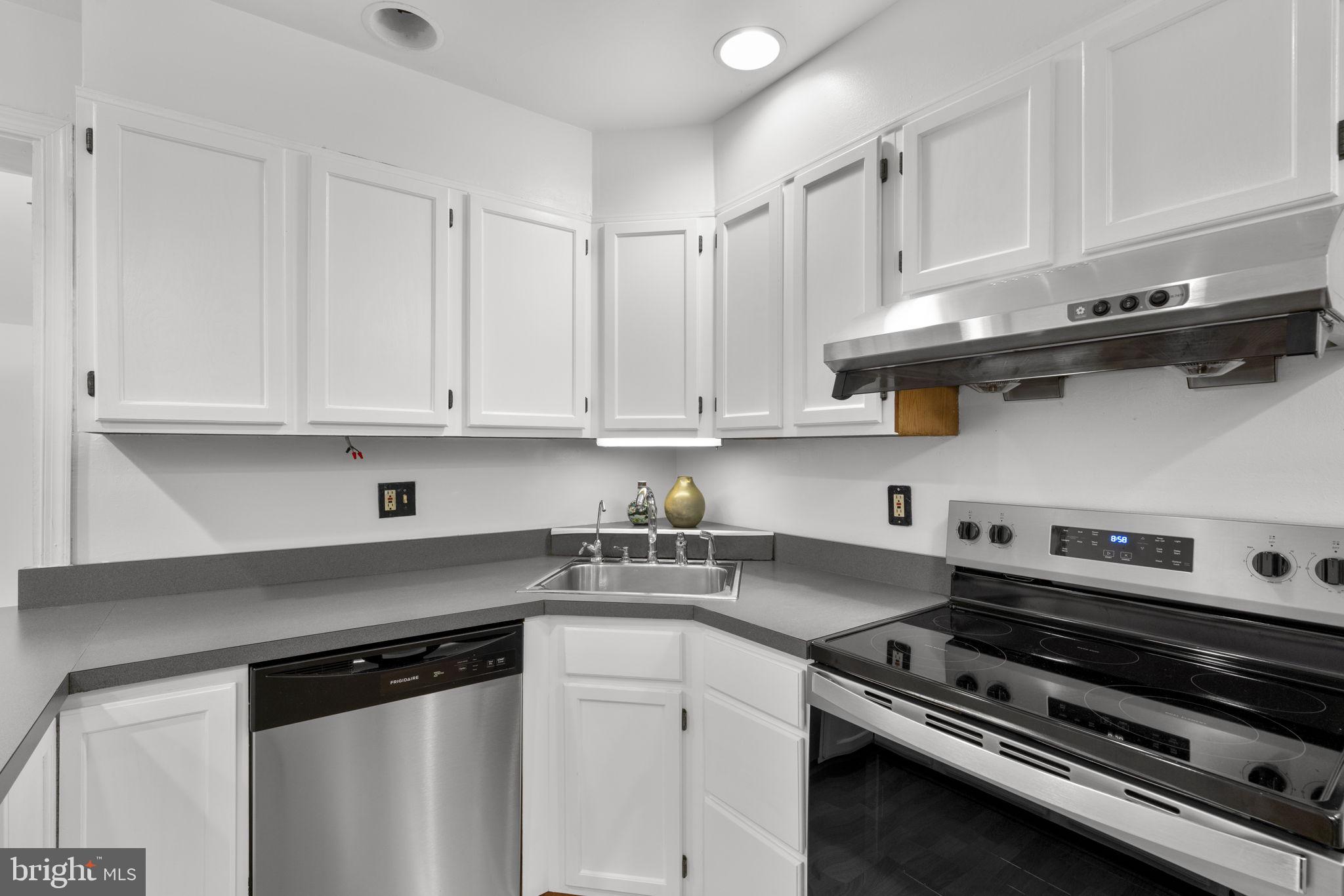 KNOLLWOOD - Residential