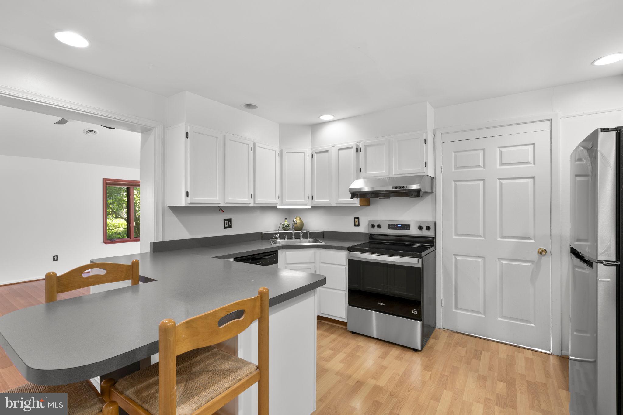 KNOLLWOOD - Residential