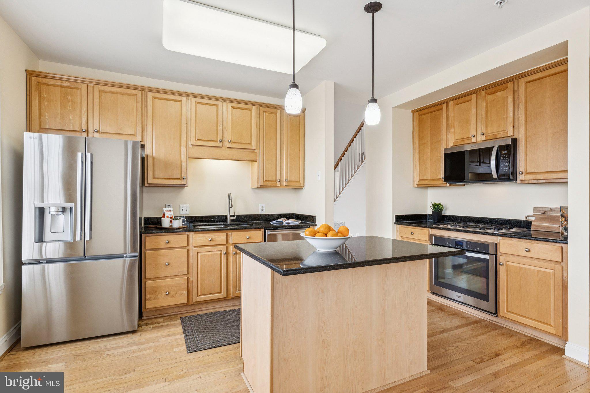 305 REDLAND BOULEVARD 402