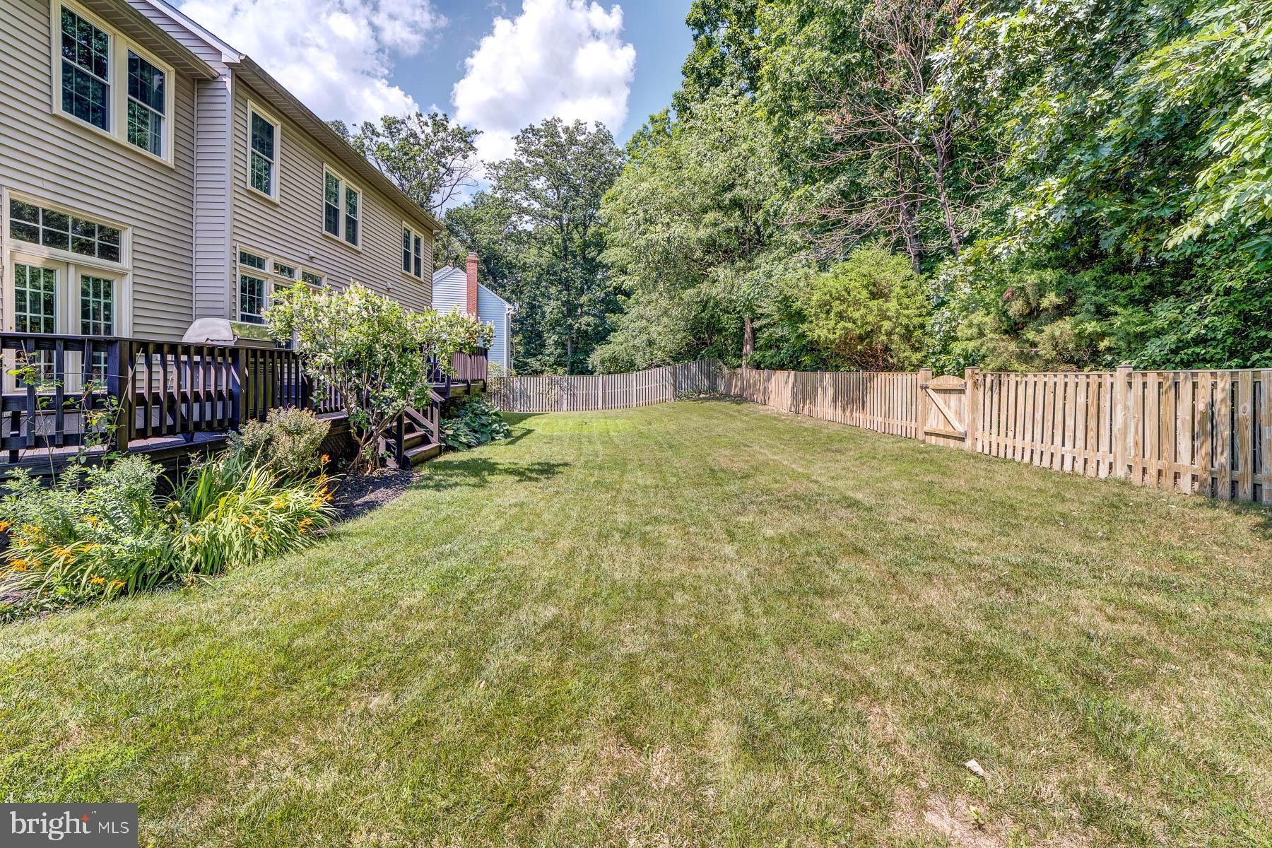 FAIR LAKES GLEN - Residential