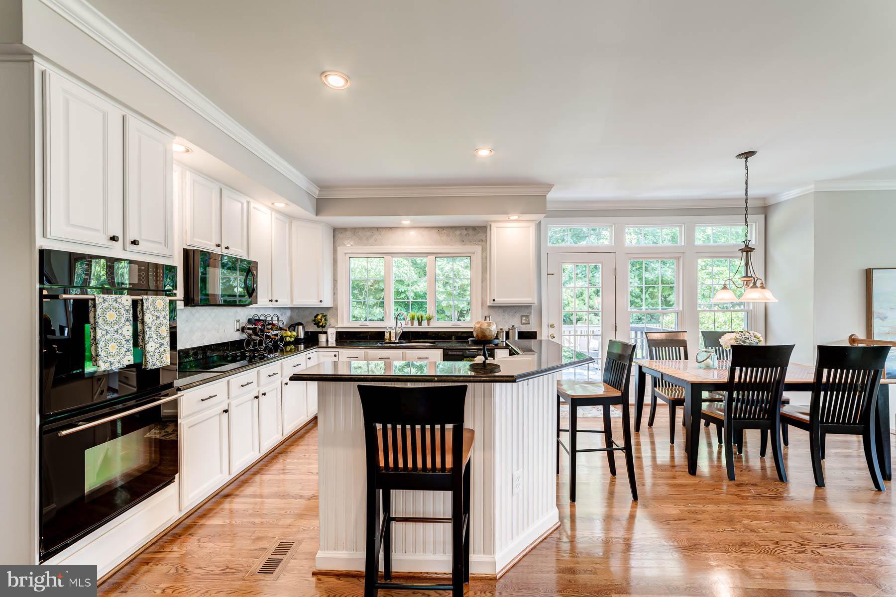 FAIR LAKES GLEN - Residential