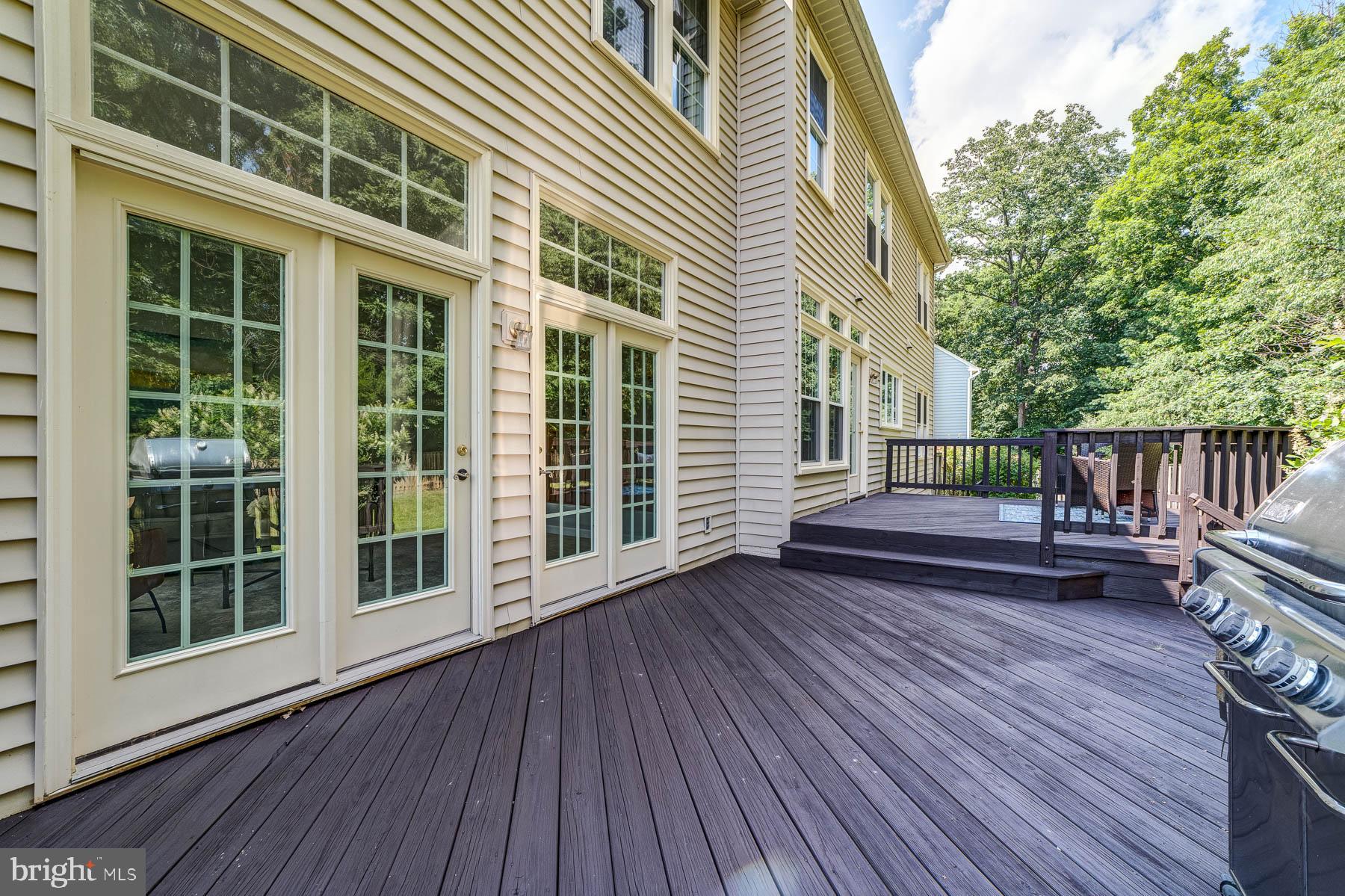 FAIR LAKES GLEN - Residential