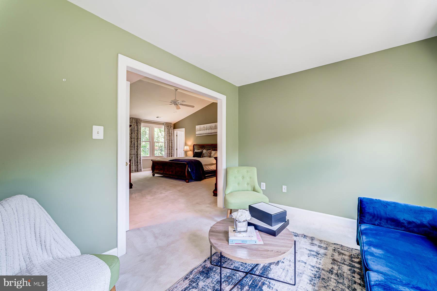 FAIR LAKES GLEN - Residential