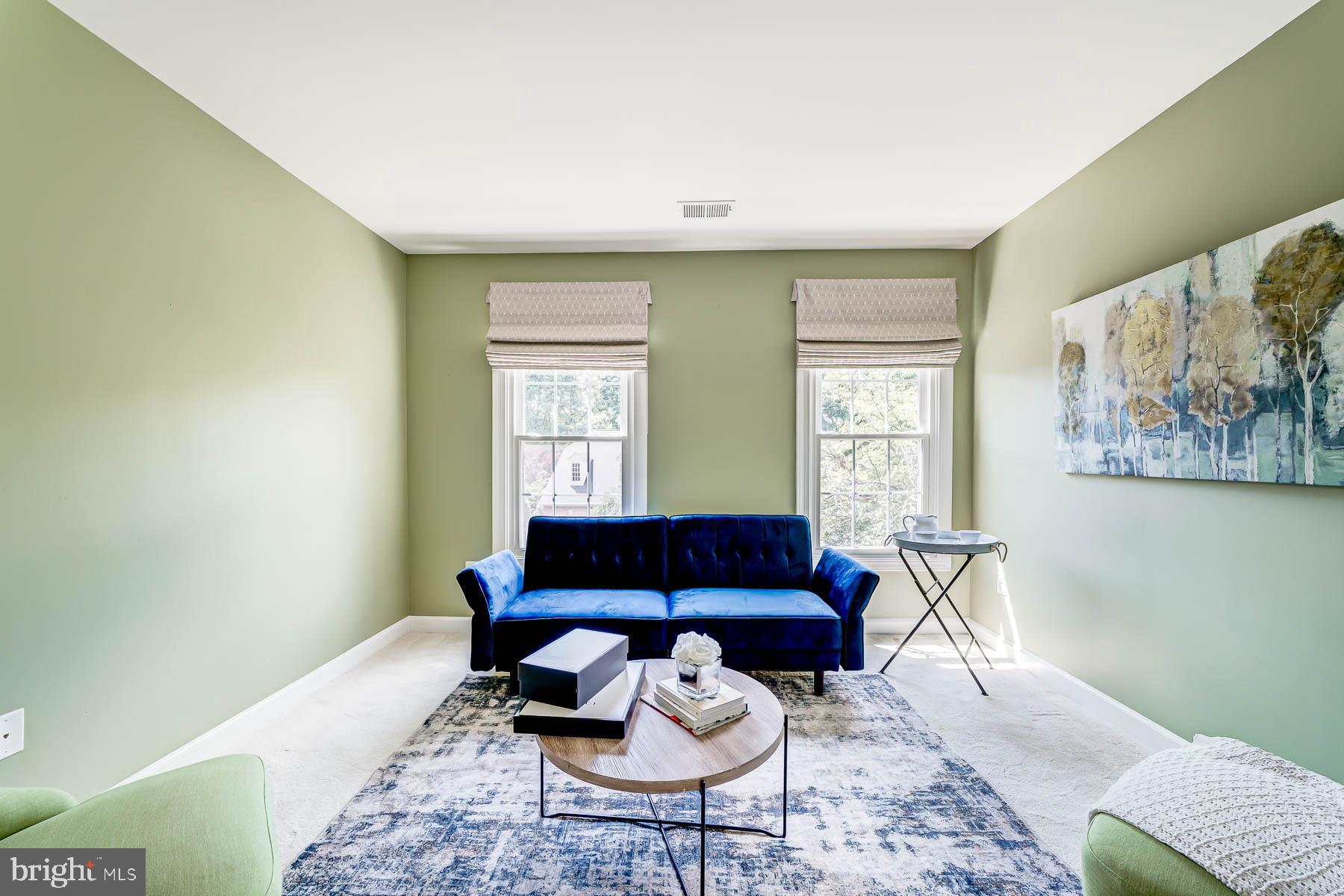 FAIR LAKES GLEN - Residential