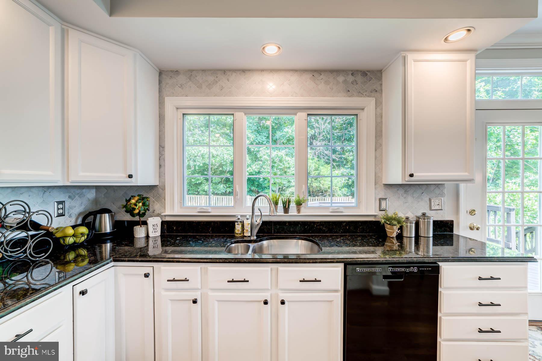 FAIR LAKES GLEN - Residential