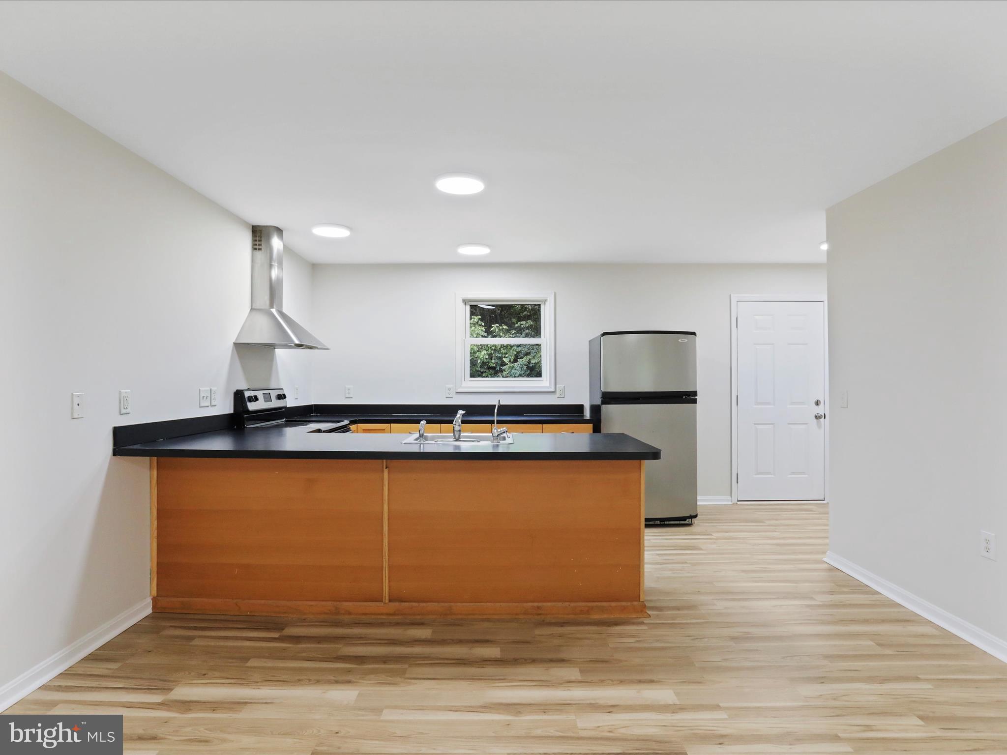 RIVERSIDE ACRES - Residential