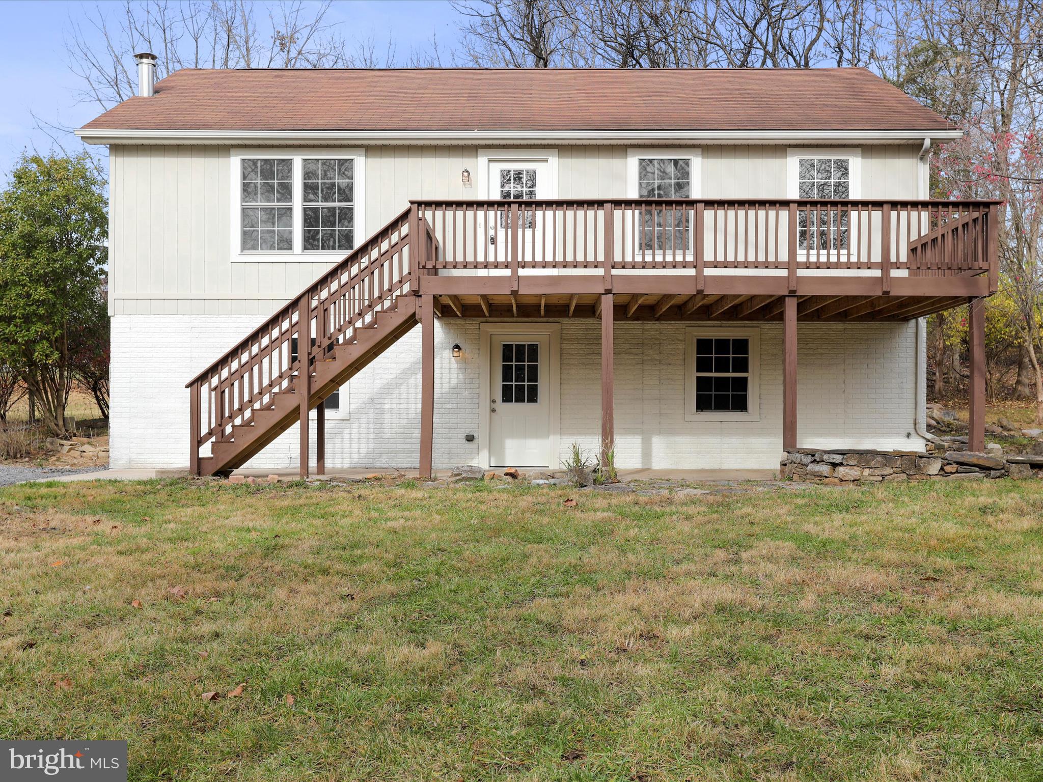 RIVERSIDE ACRES - Residential