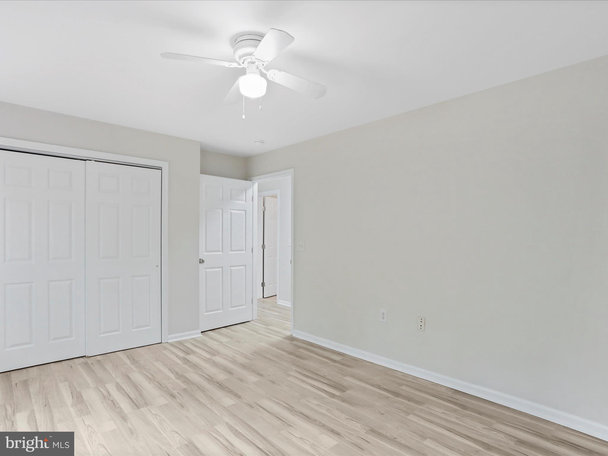 RIVERSIDE ACRES - Residential