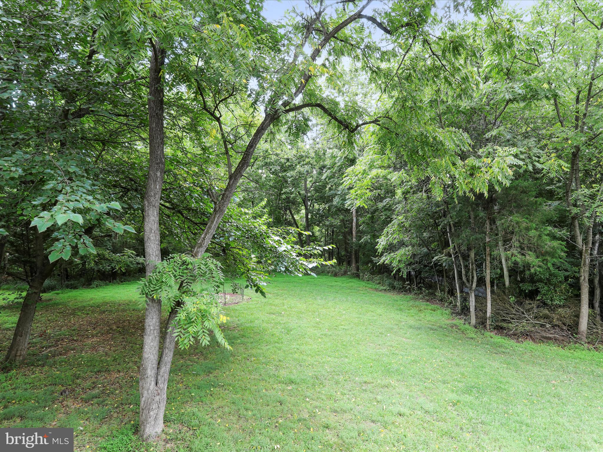 RIVERSIDE ACRES - Residential