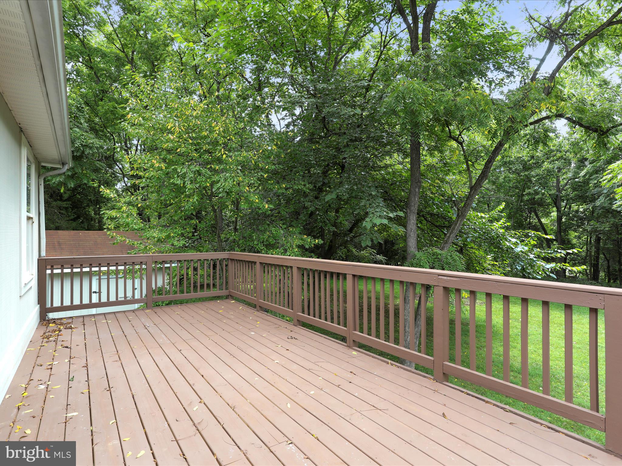 RIVERSIDE ACRES - Residential