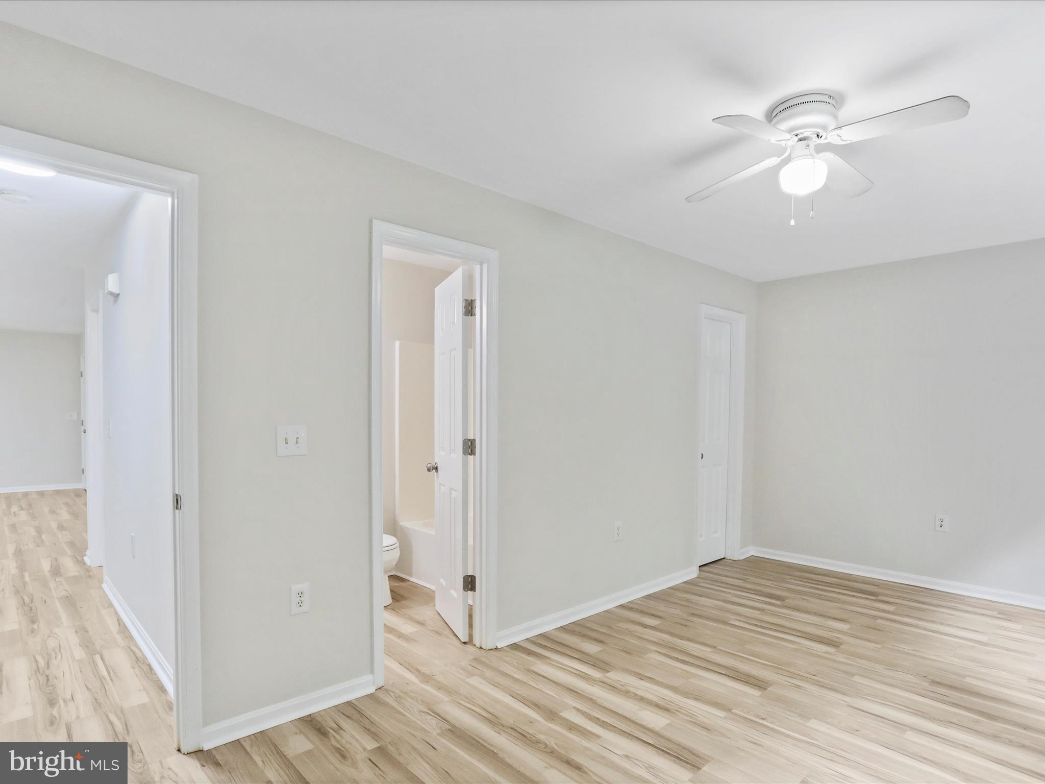 RIVERSIDE ACRES - Residential