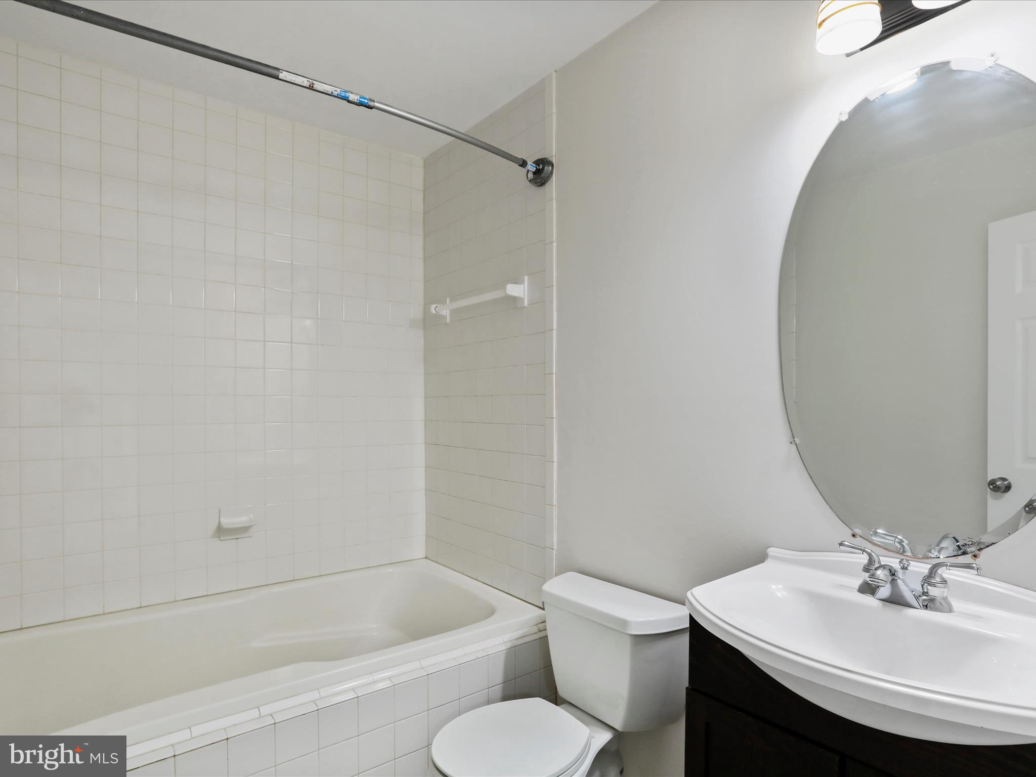 RIVERSIDE ACRES - Residential