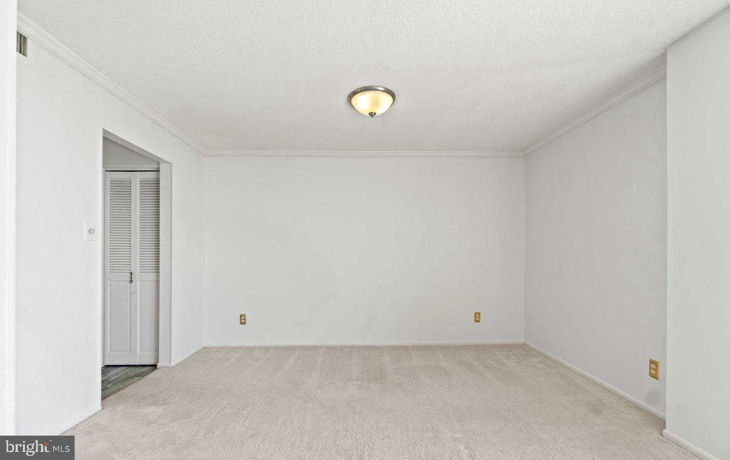 AMERICANA CENTRE - Residential Lease