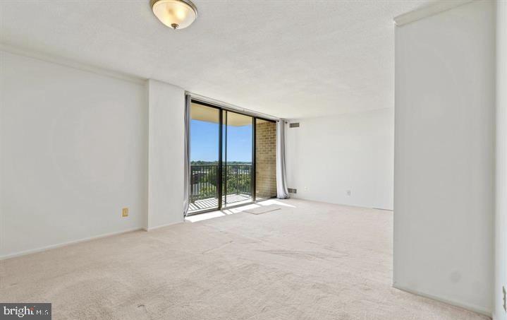 118 MONROE STREET 118-1109