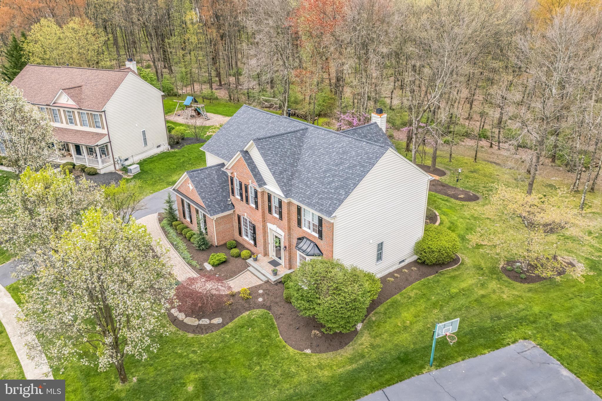 CHESTNUT CREEK - Residential