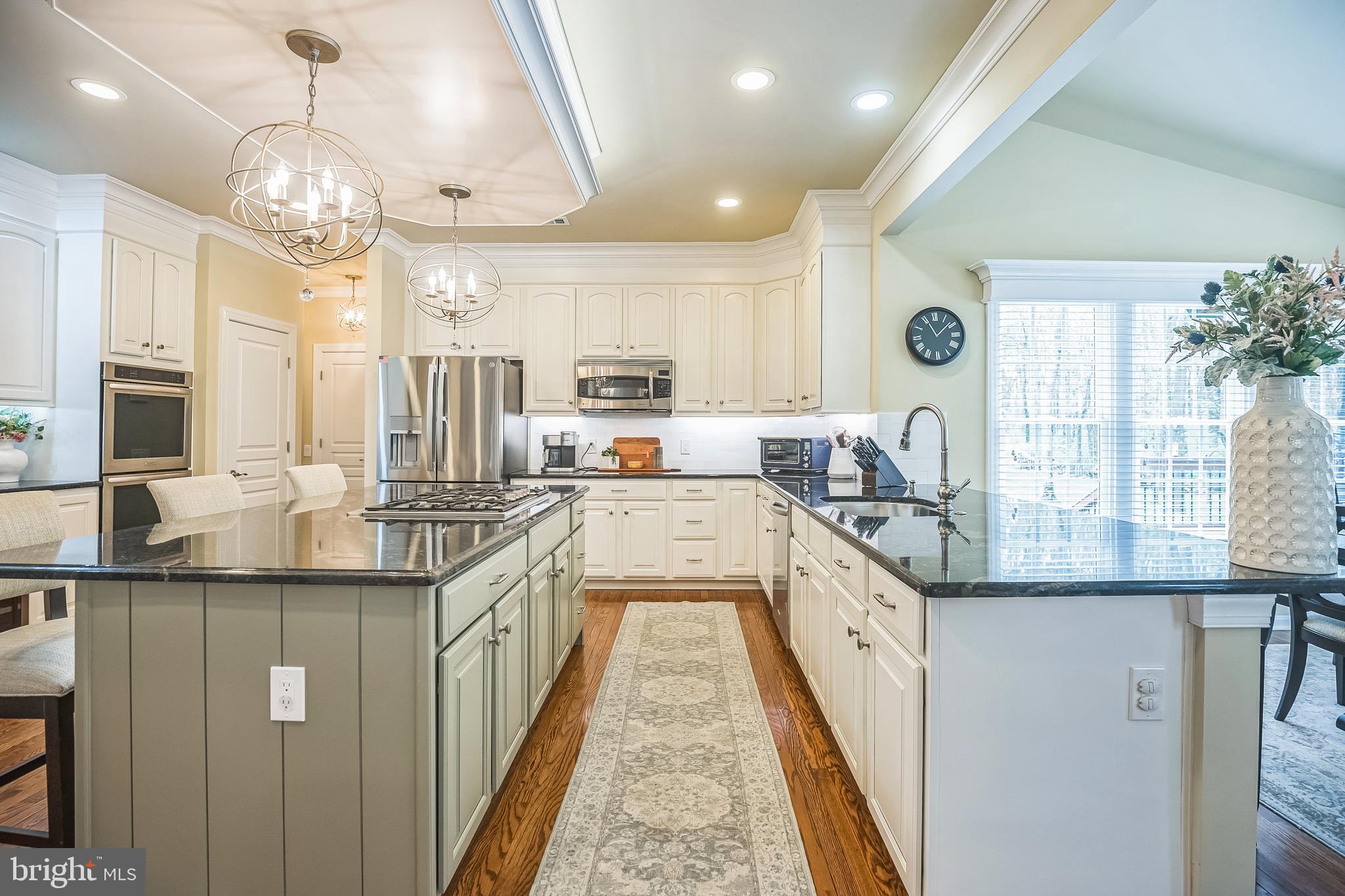 CHESTNUT CREEK - Residential