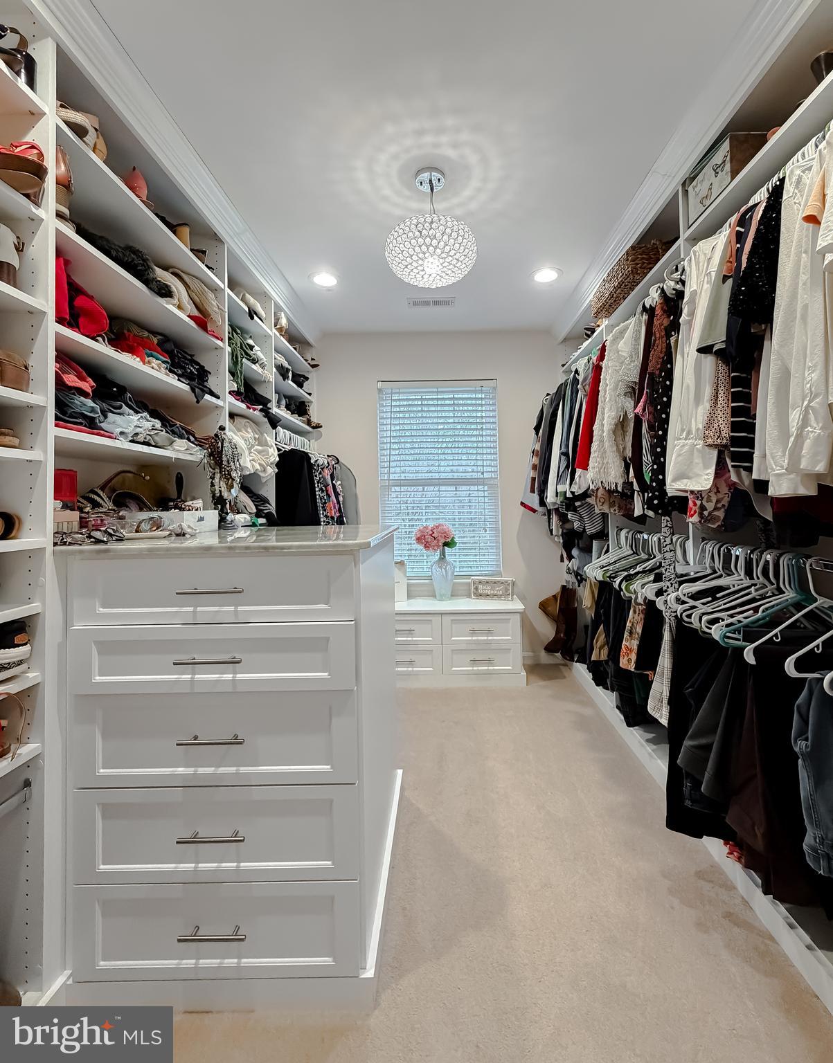 AVENMAR - Residential