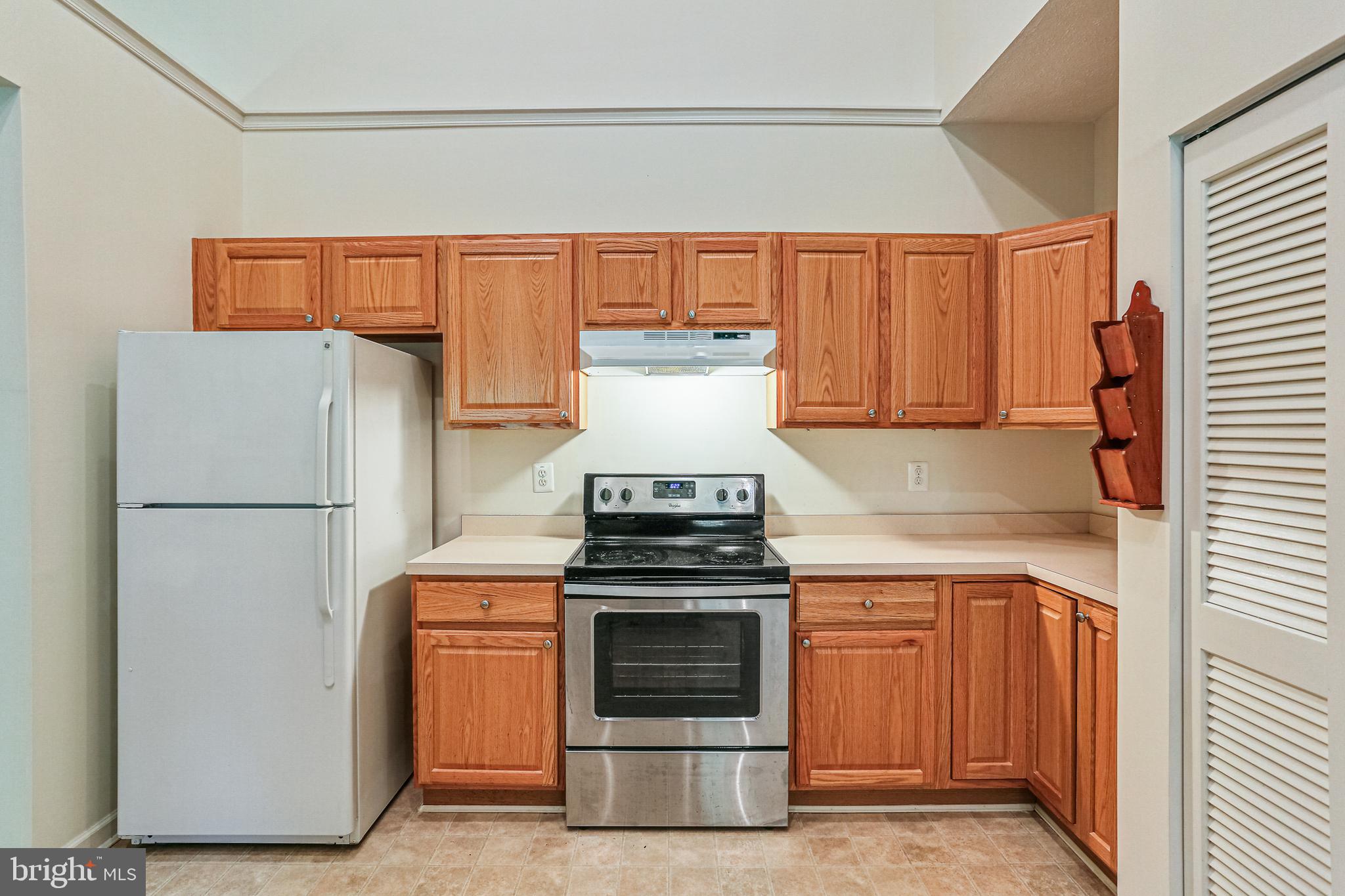 VILLAGE GREEN - Residential