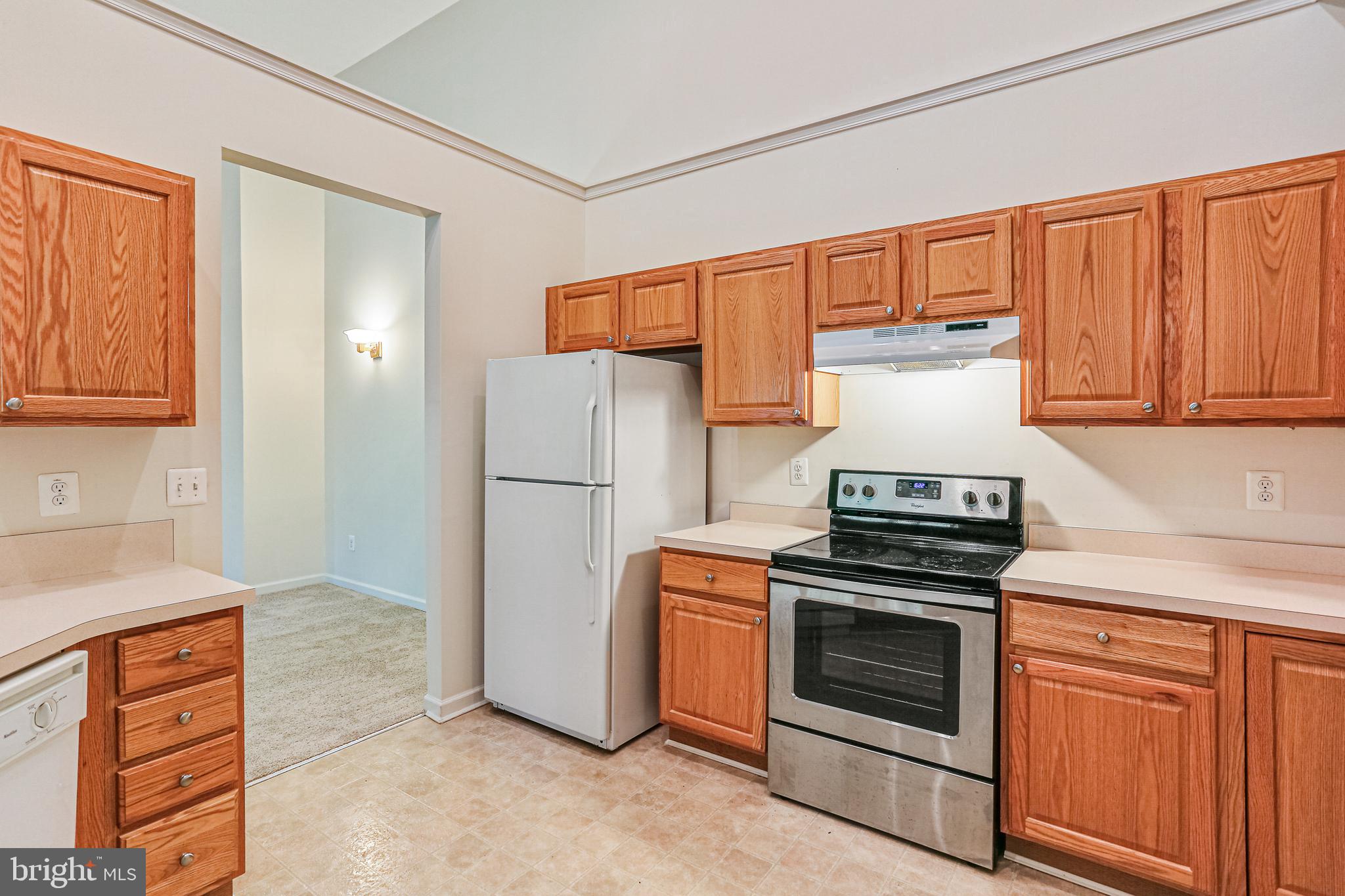 VILLAGE GREEN - Residential