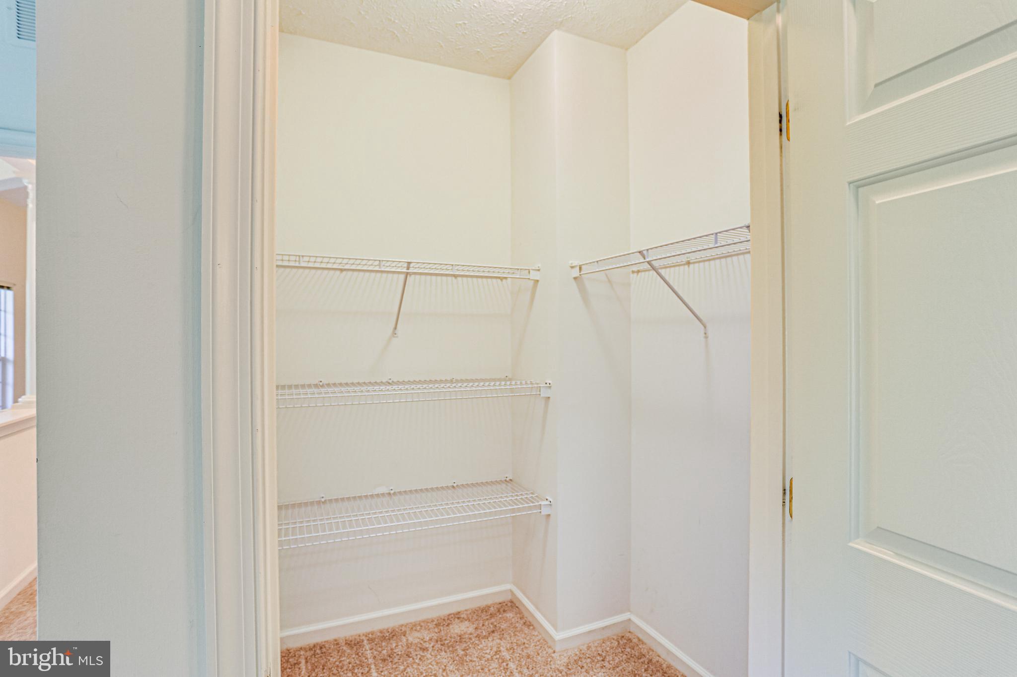 VILLAGE GREEN - Residential