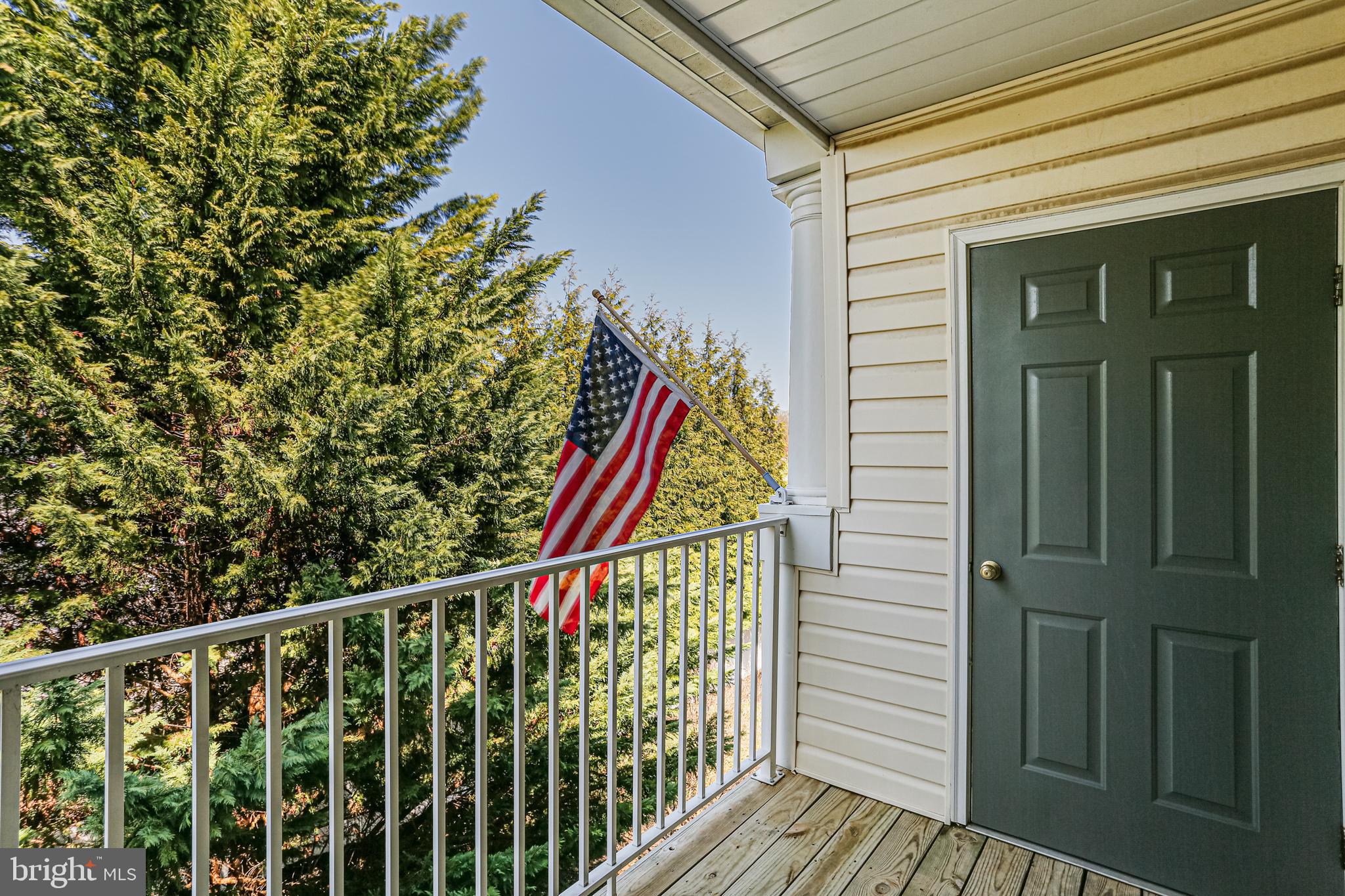 VILLAGE GREEN - Residential