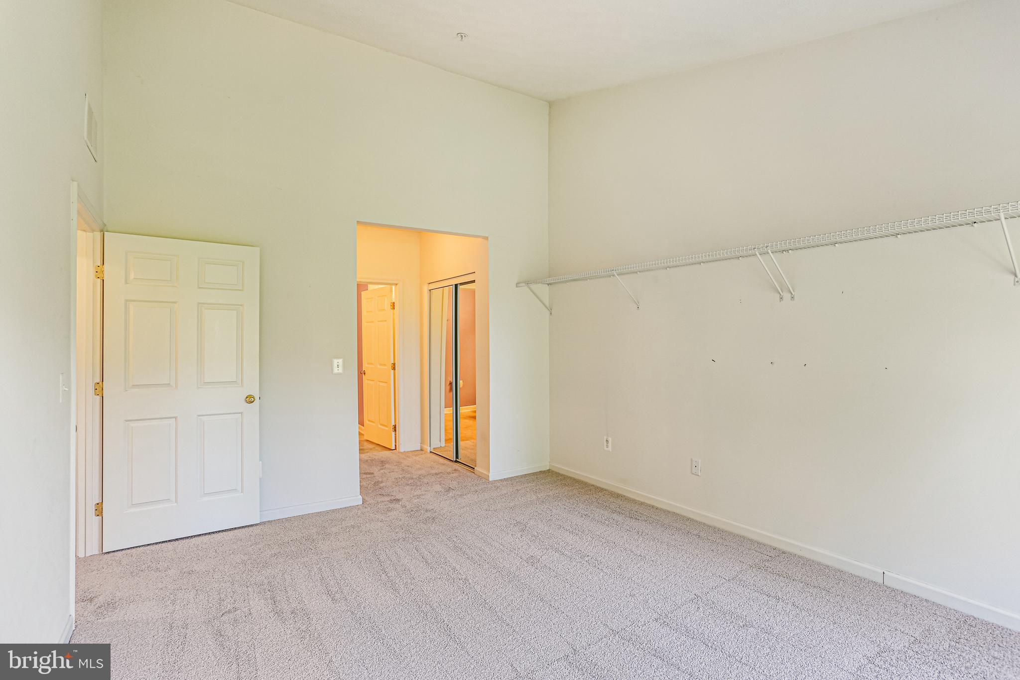 VILLAGE GREEN - Residential