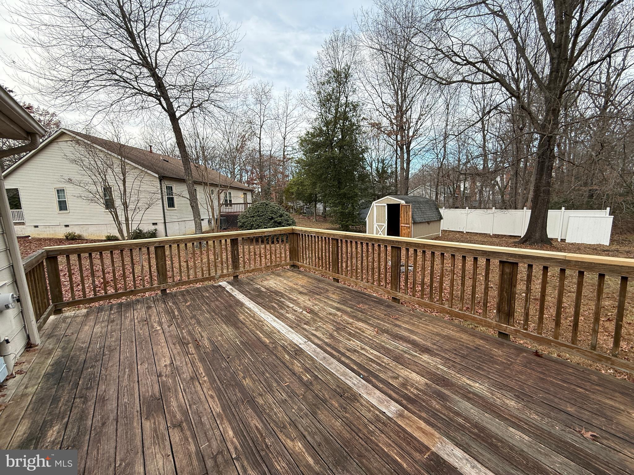 LEAVELLS CROSSING - Residential Lease