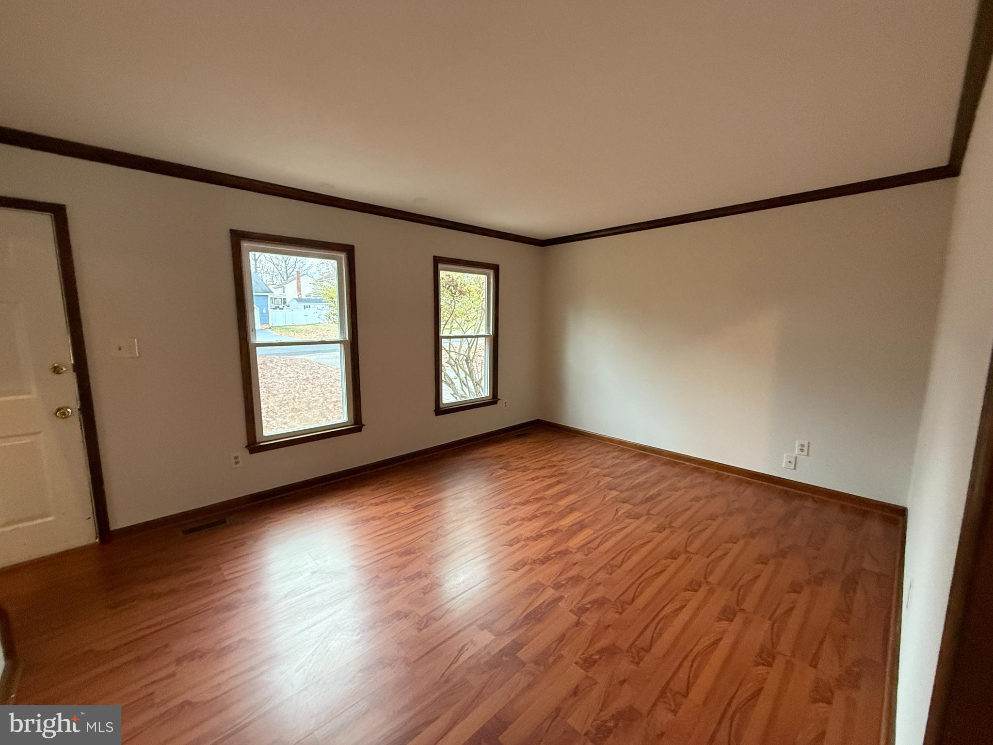 LEAVELLS CROSSING - Residential Lease