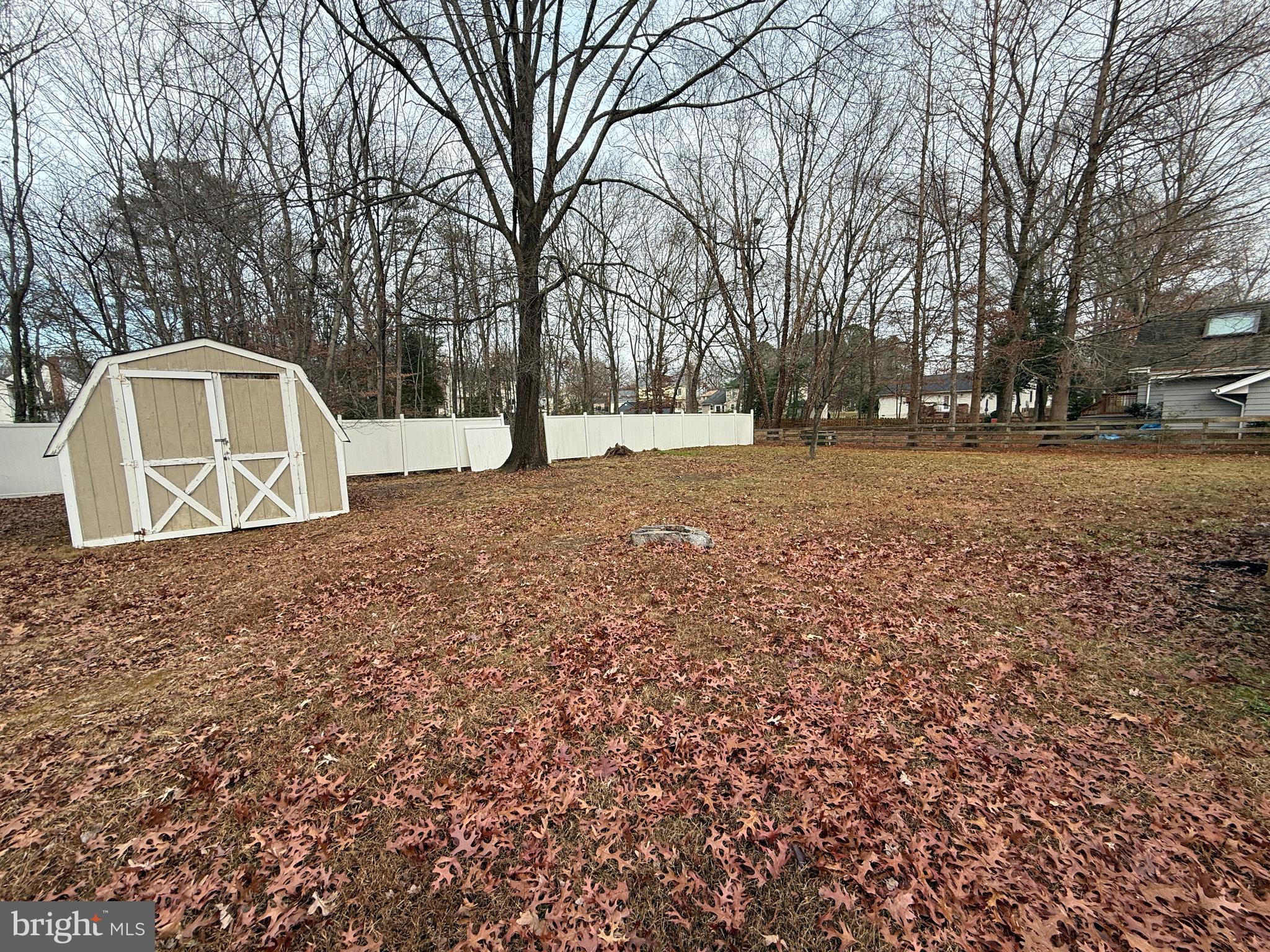 LEAVELLS CROSSING - Residential Lease