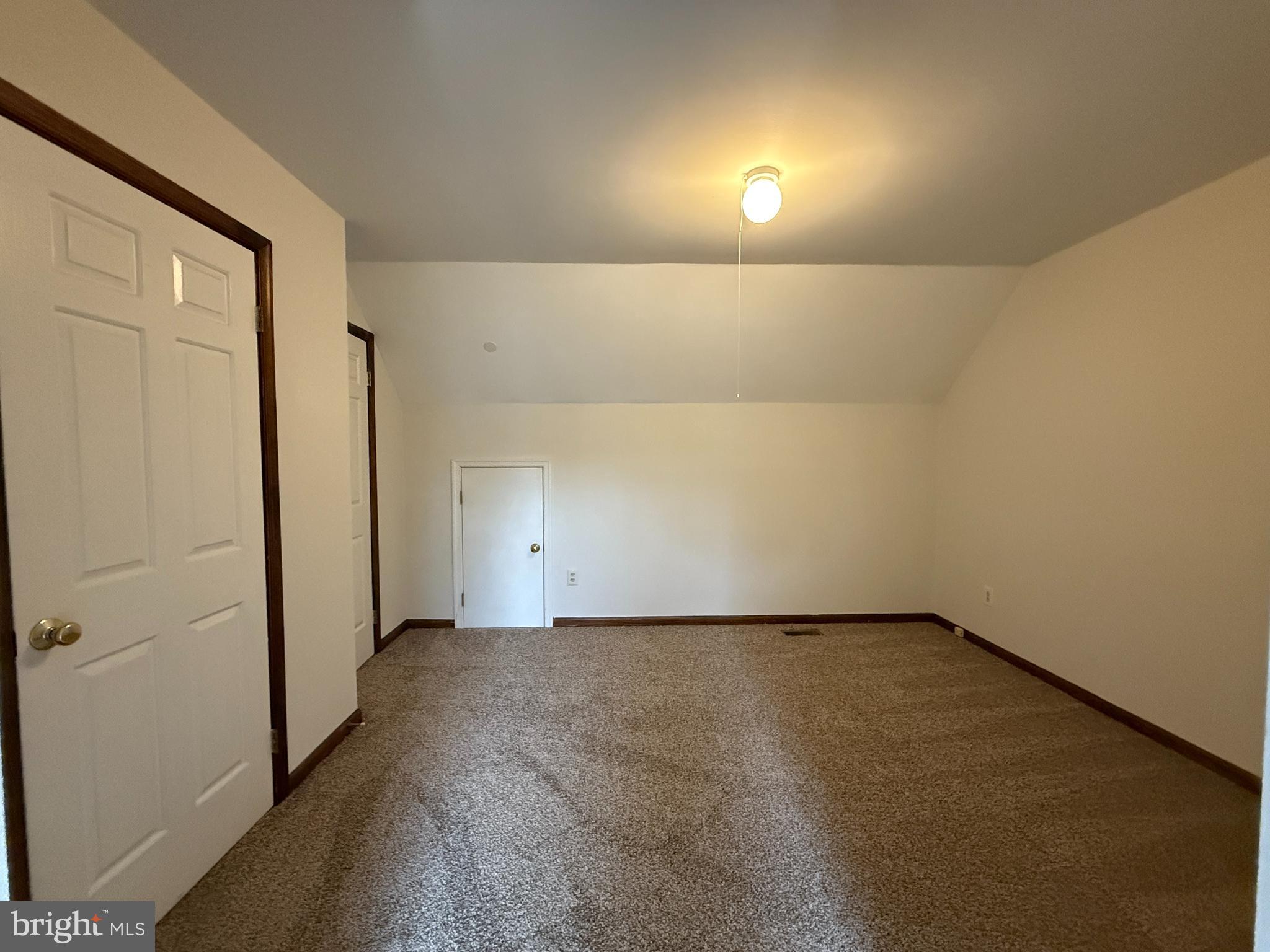 LEAVELLS CROSSING - Residential Lease