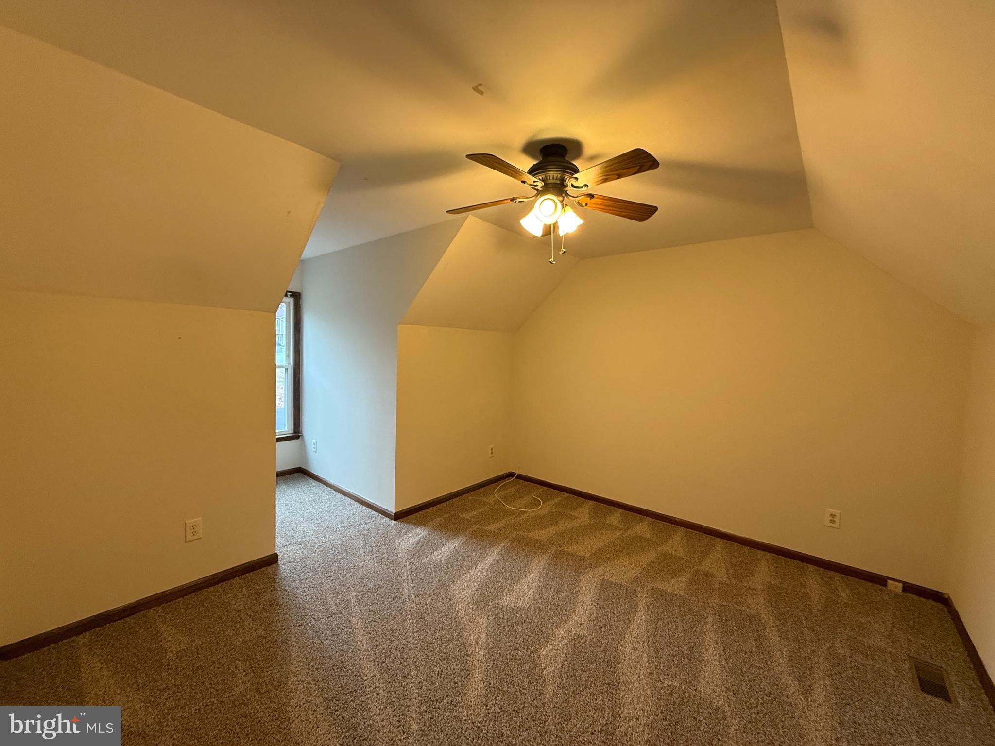 LEAVELLS CROSSING - Residential Lease