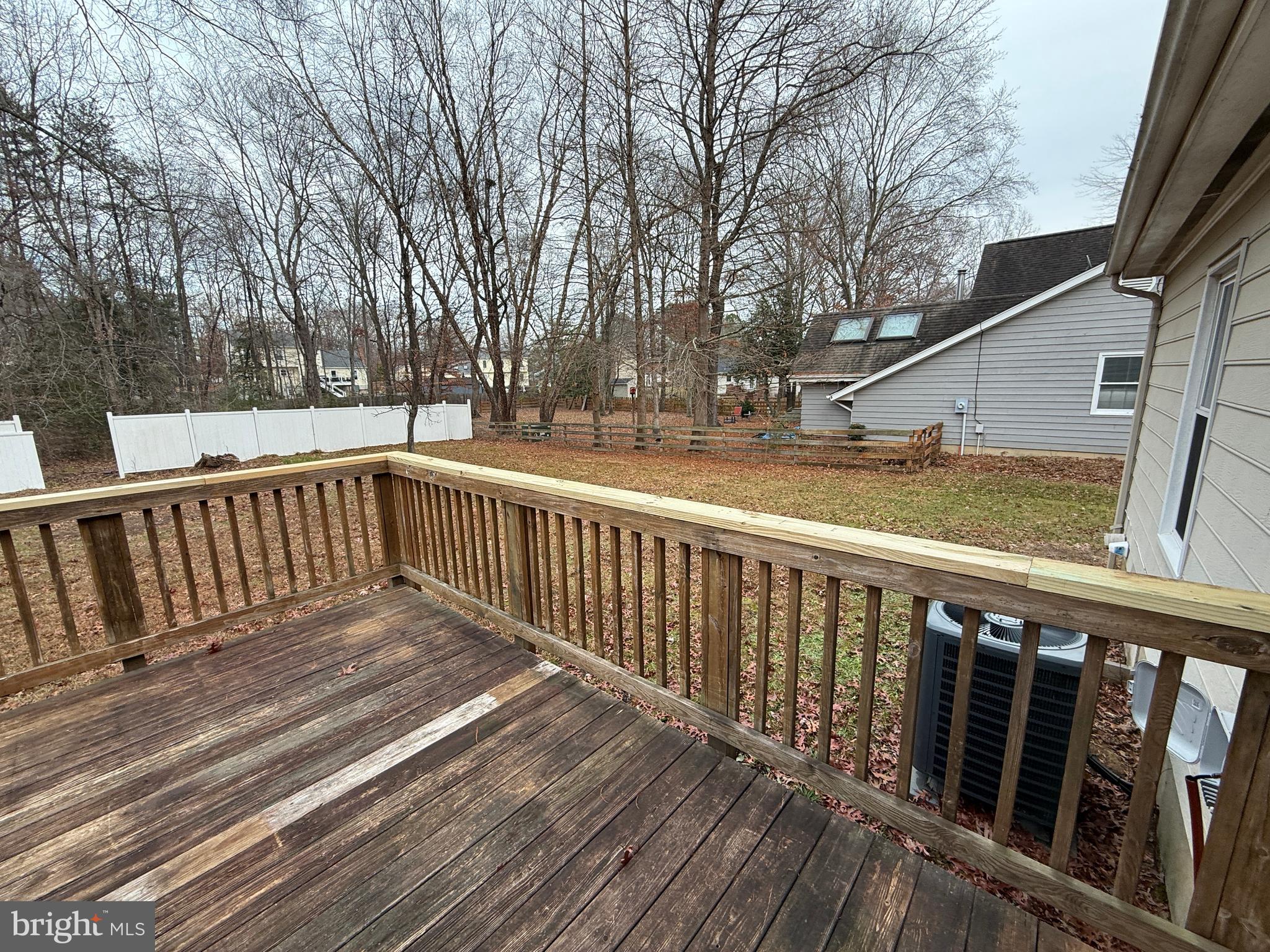 LEAVELLS CROSSING - Residential Lease