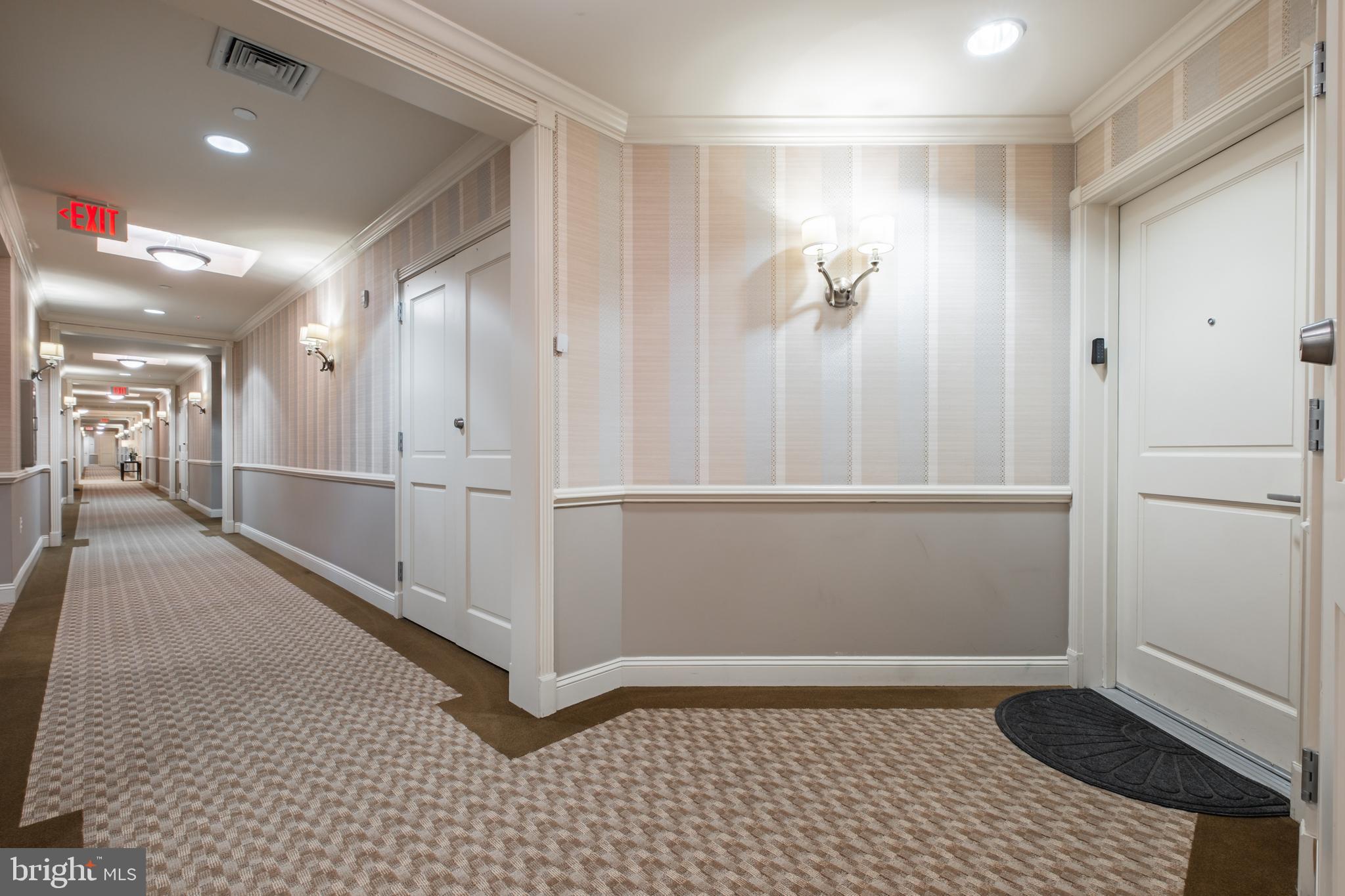 NAVAL SQUARE - Residential