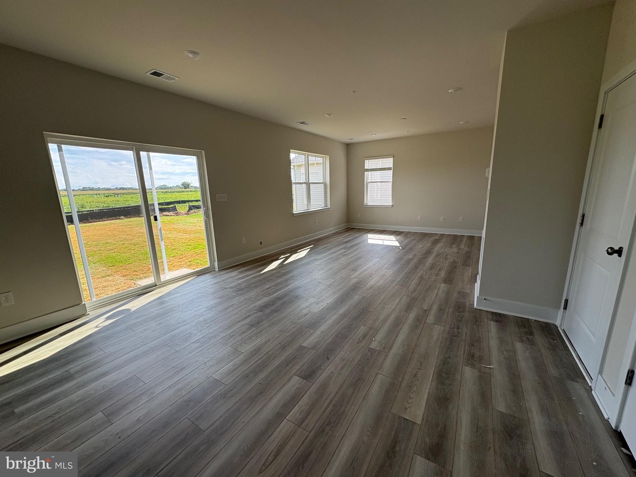 1471 LAKE GEORGE LN