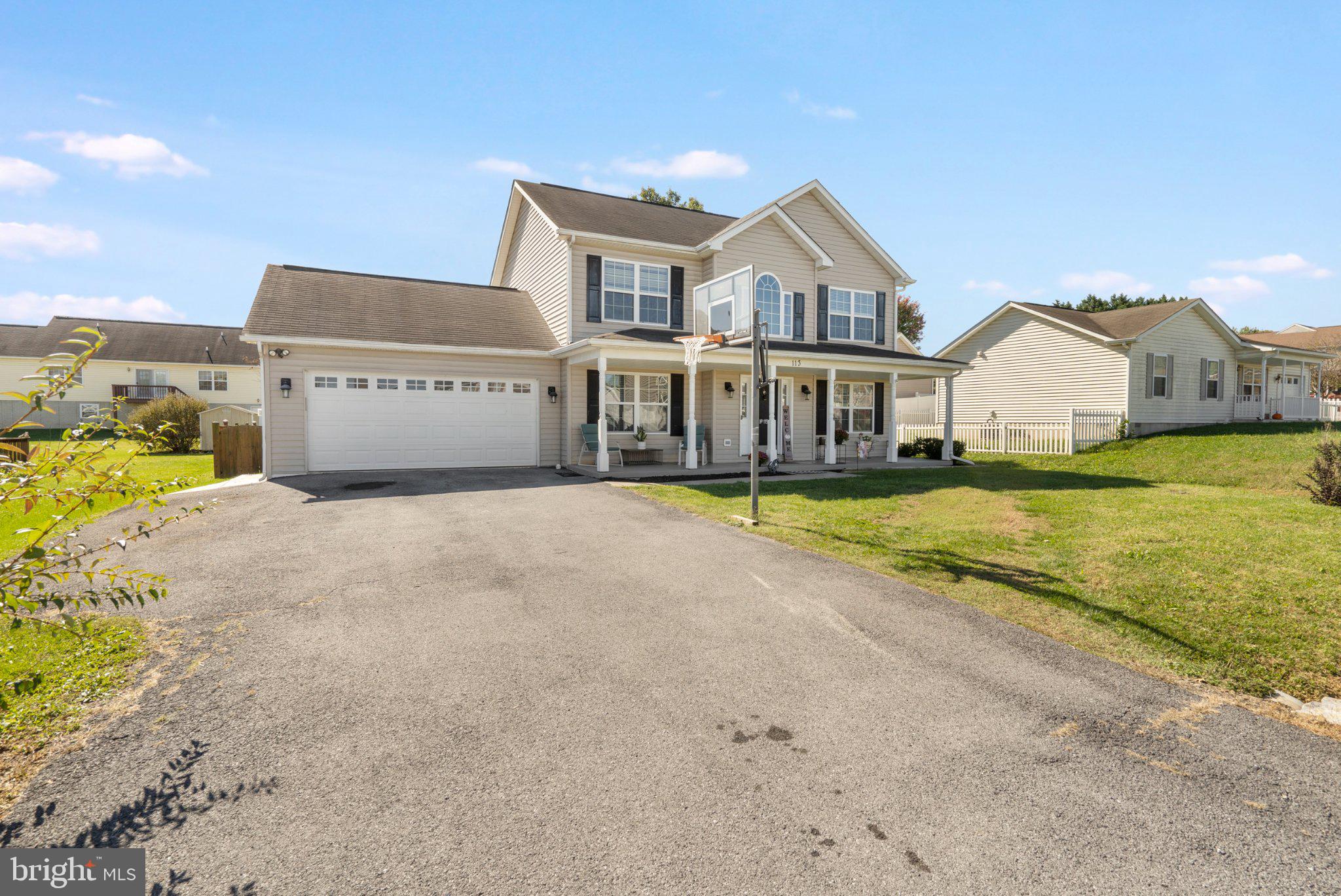 113 ESCALADE LANE