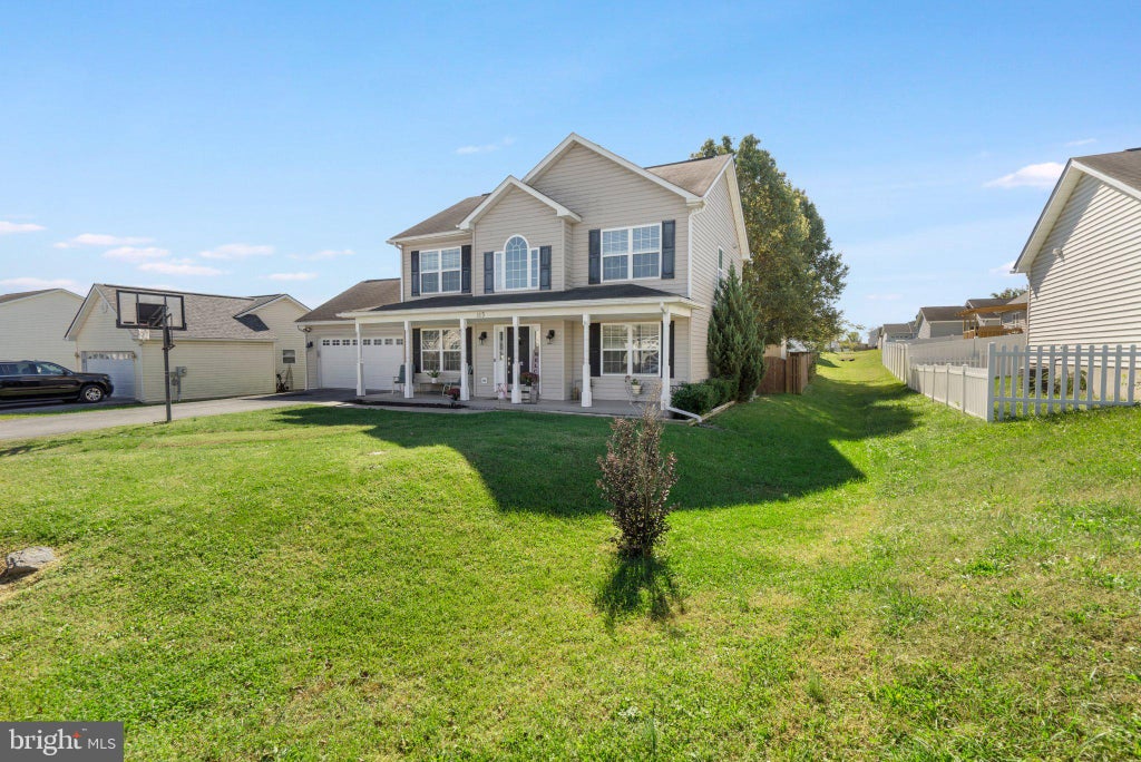 Photo of 113 Escalade Lane, MARTINSBURG, WV 25403 (MLS # WVBE2055376)