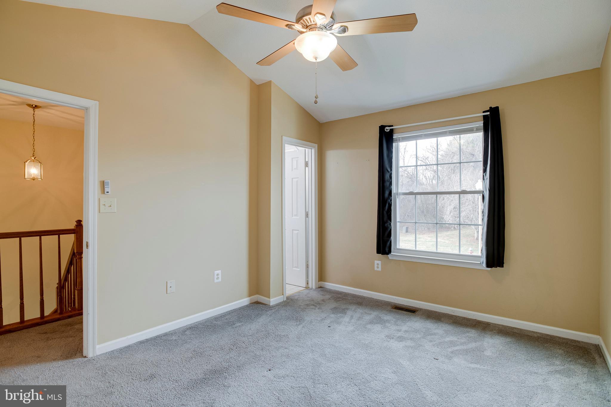 SOUTHRIDGE TOWNHOUSES - Residential