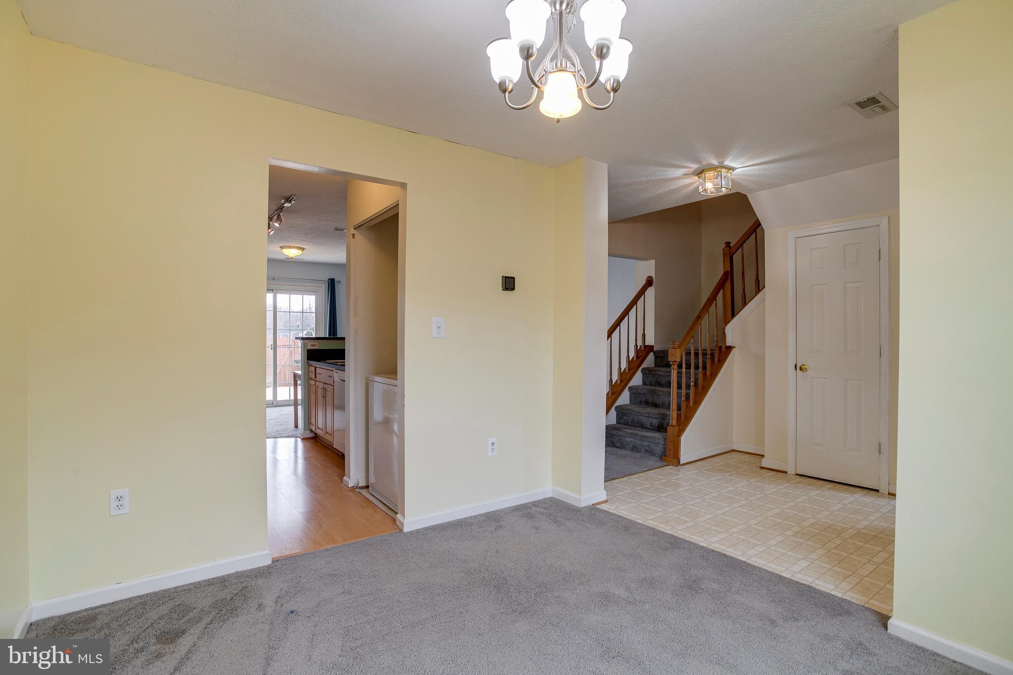 SOUTHRIDGE TOWNHOUSES - Residential