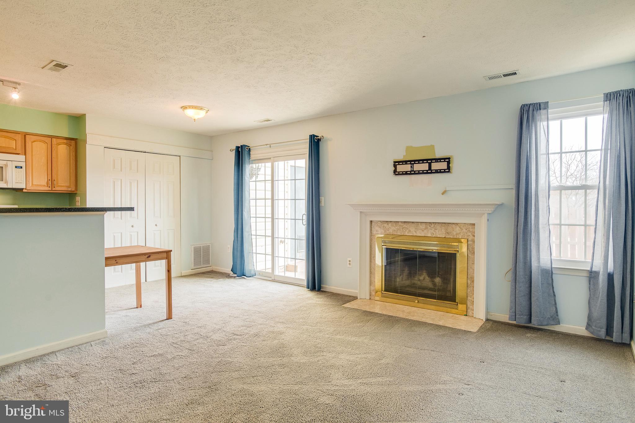 SOUTHRIDGE TOWNHOUSES - Residential