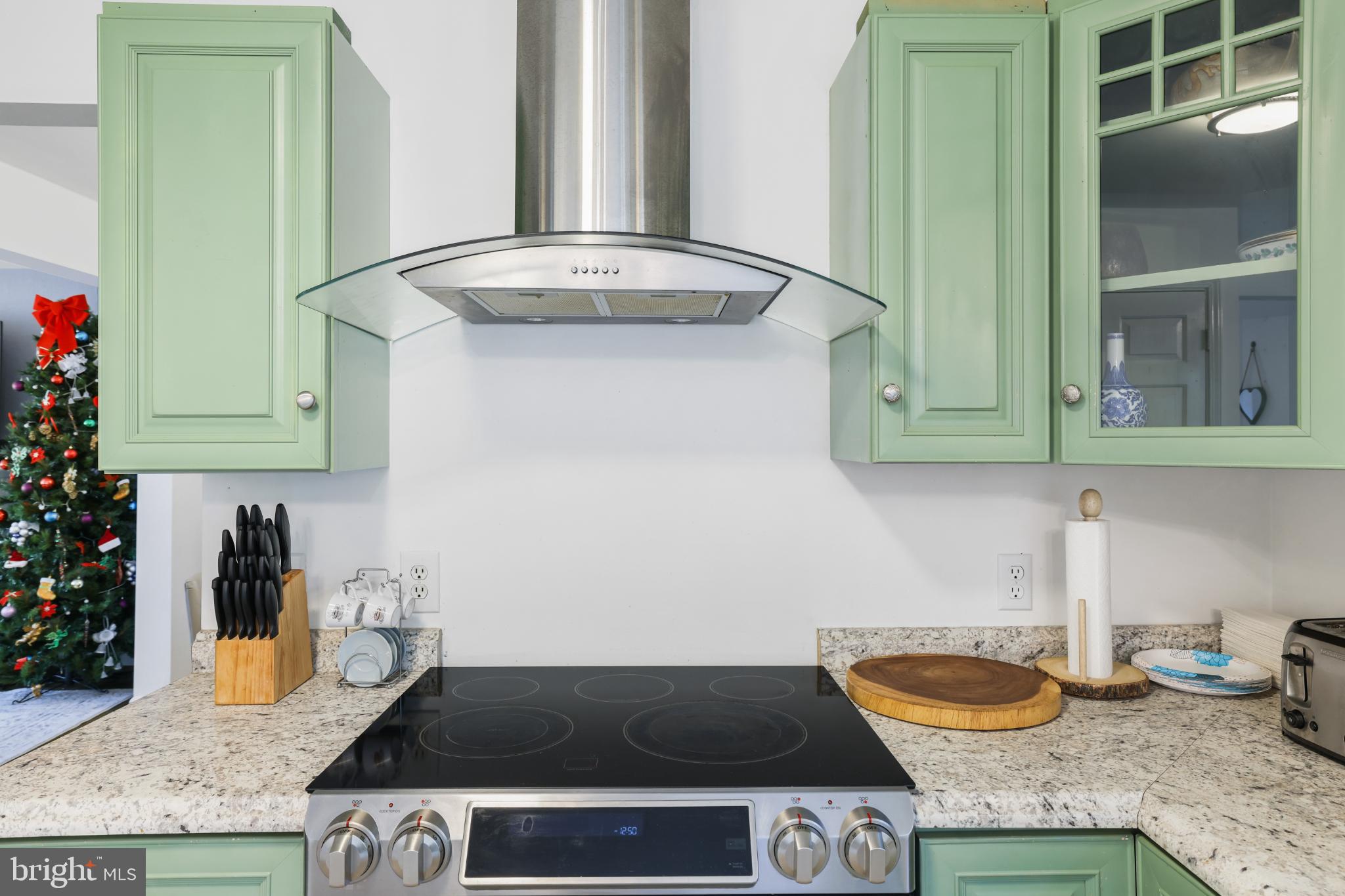 POCONO COUNTRY PLACE - Residential