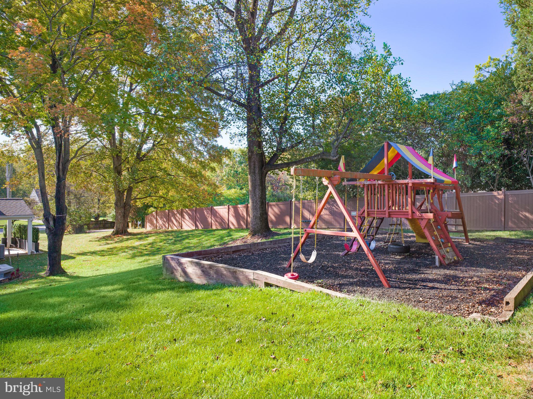 BROOKMEAD FARMS - Residential