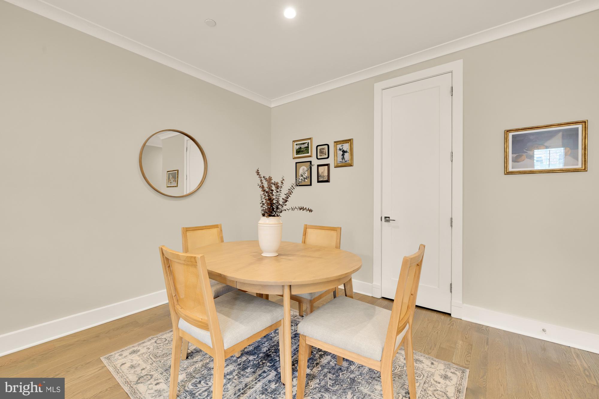 MOUNT PLEASANT - Residential